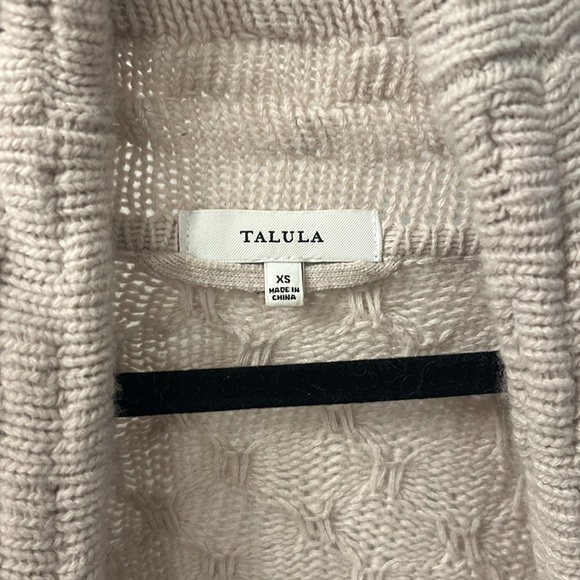 Talula Shawl Cardigan / Aritzia - Picture 2 of 4